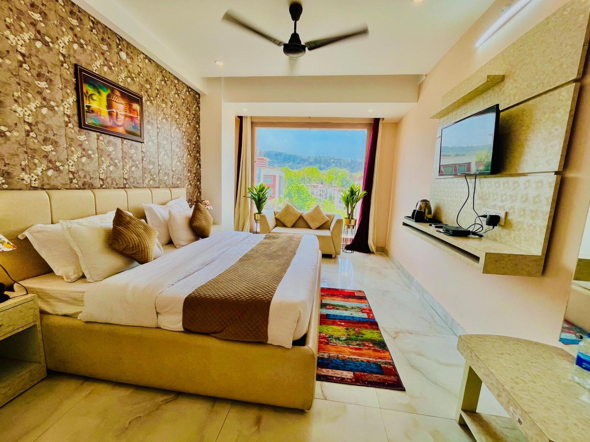 Hotel Golden Temple View By La Casa, Amritsar #Top Rated #Most Awarded #Swimming Pool #Prime Location #Luxury Rooms #Parking #Rooftop Cafe Dış mekan fotoğraf